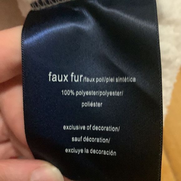 TOMMY HILFIGER
ESSENTIAL CURVE SHERPA POCKET JACKET - Picture 7 of 10